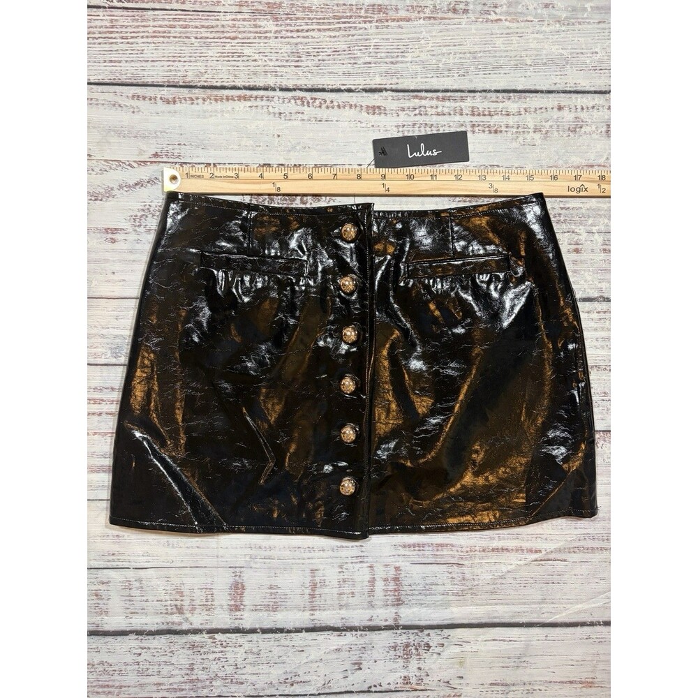 NWT! Lulus Women Black Faux Leather Skirt M With Chunky Gold Buttons Full Close - Picture 4 of 6